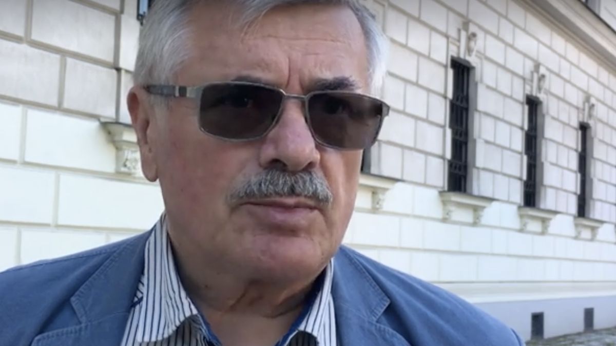 Soudce Sovák vzal úplatek od známého advokáta, tvrdí policie